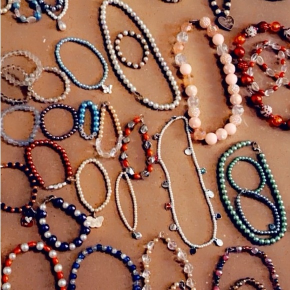 Hand made necklaces,bracelets,and anklets. Can buy single pieces or sets - Picture 6 of 6